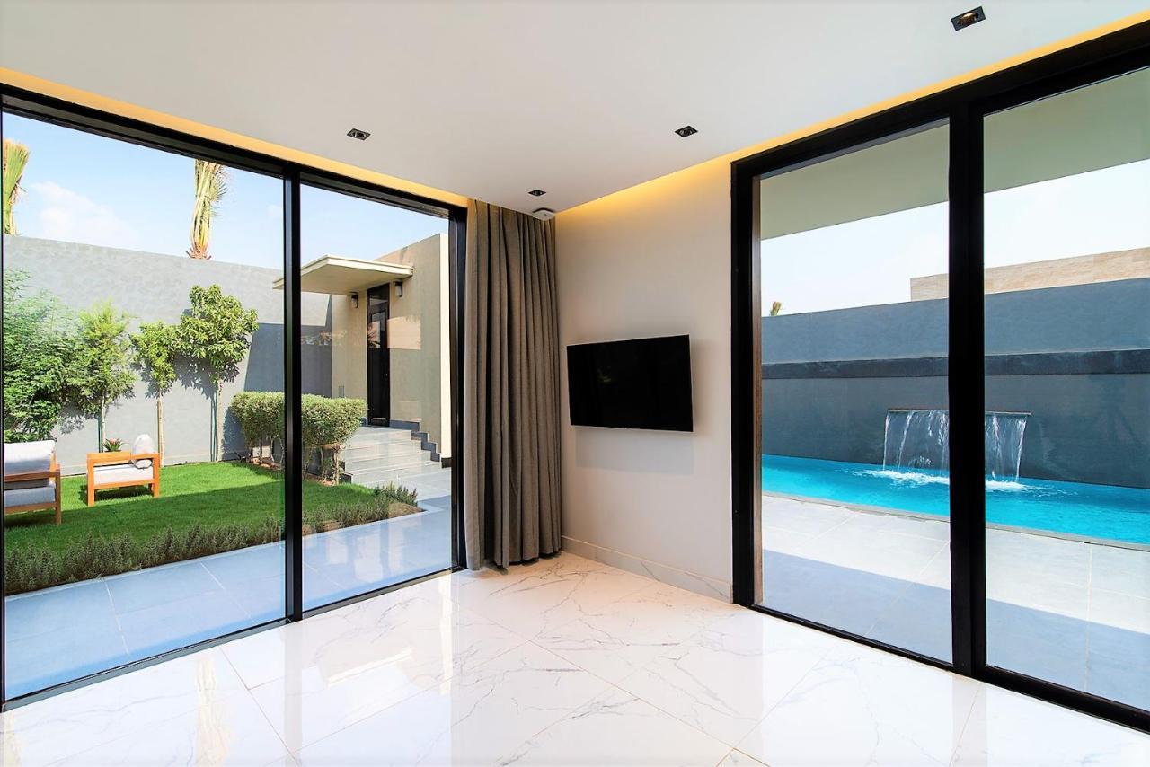 Q -riyadh Tempat peranginan