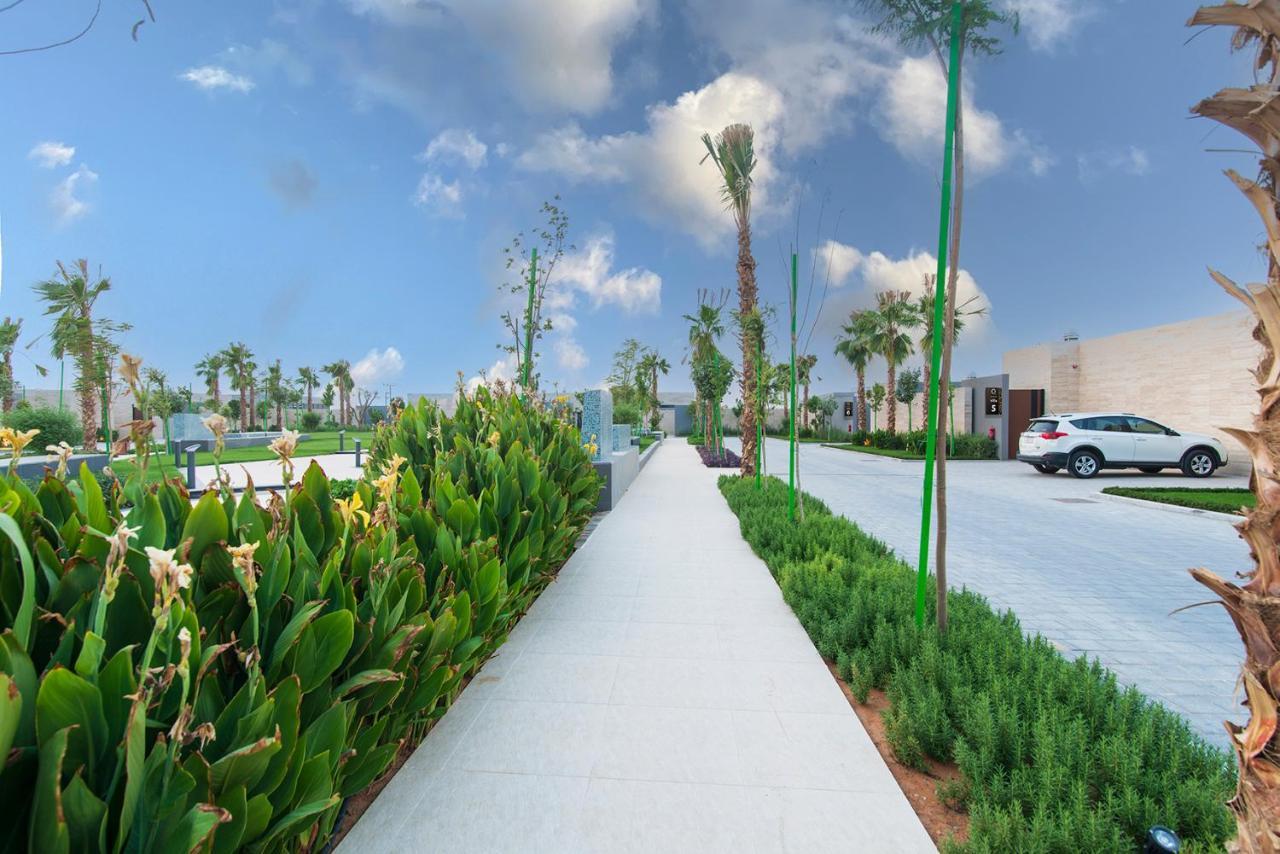 Resort Q -riyadh *